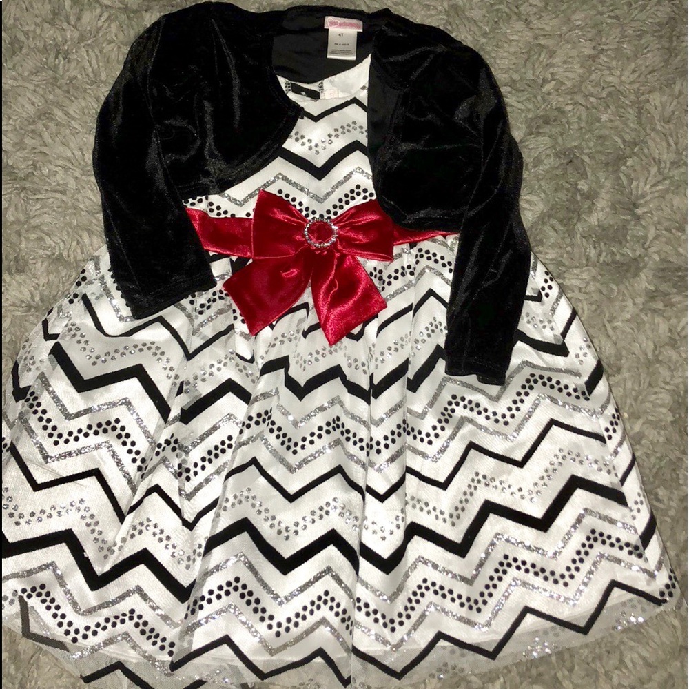 PERFECT 4T Christmas dress